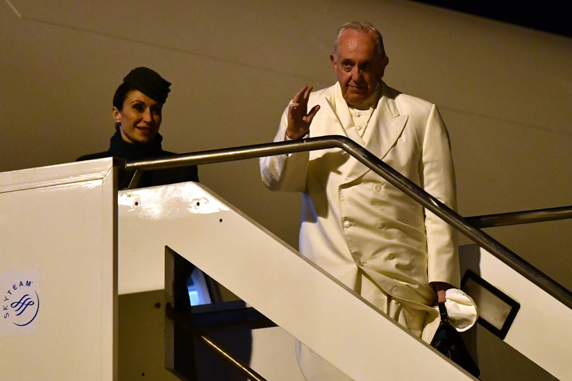 Papież Franciszek w drodze do Azji /ALBERTO PIZZOLI /AFP