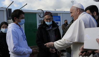 Papież Franciszek w obozie dla uchodźców