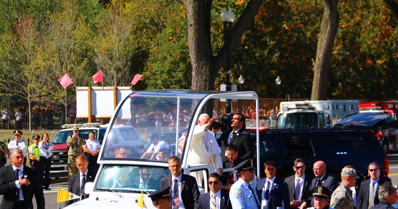 Papież Franciszek w USA. Tak powitano go w Waszyngtonie