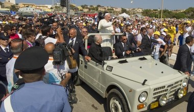 Papież Franciszek z wizytą na Lampedusie