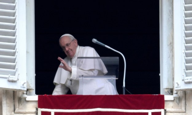 Papież Franciszek zawiesił wszelkie aktywności na 10 dni /CLAUDIO PERI /PAP/EPA