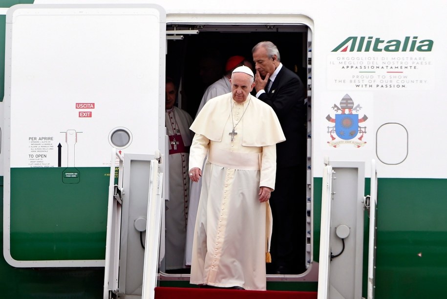 Papież Franciszek /DANIEL DAL ZENNARO  /PAP/EPA