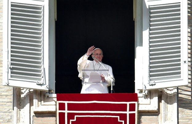 Papież Franciszek /ETTORE FERRARI /PAP/EPA