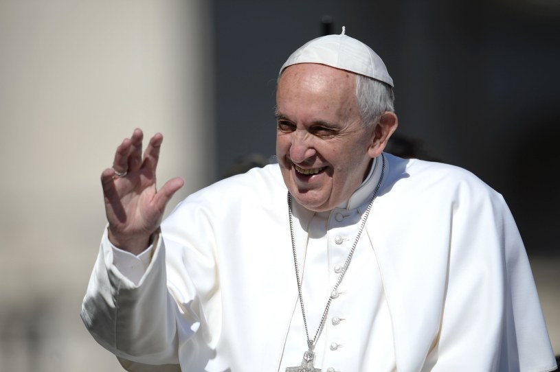 Indyjski Kapłan Posiadający świętą Wiedzę Franciszek: Kapłan nie jest inspektorem czy księgowym - fakty.interia.pl