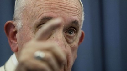 Papież: Ignorowanie homoseksualnego dziecka to brak ojcostwa lub macierzyństwa