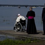 Papież jako pielgrzym udał się nad Jezioro św. Anny