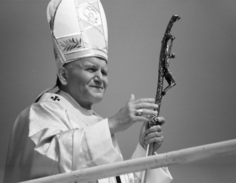 Papież Jan Paweł II /ANDRZEJ ARTUR MROCZEK /Fotonova