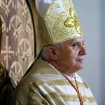 Papież: Księża pedofile wypaczyli swą posługę