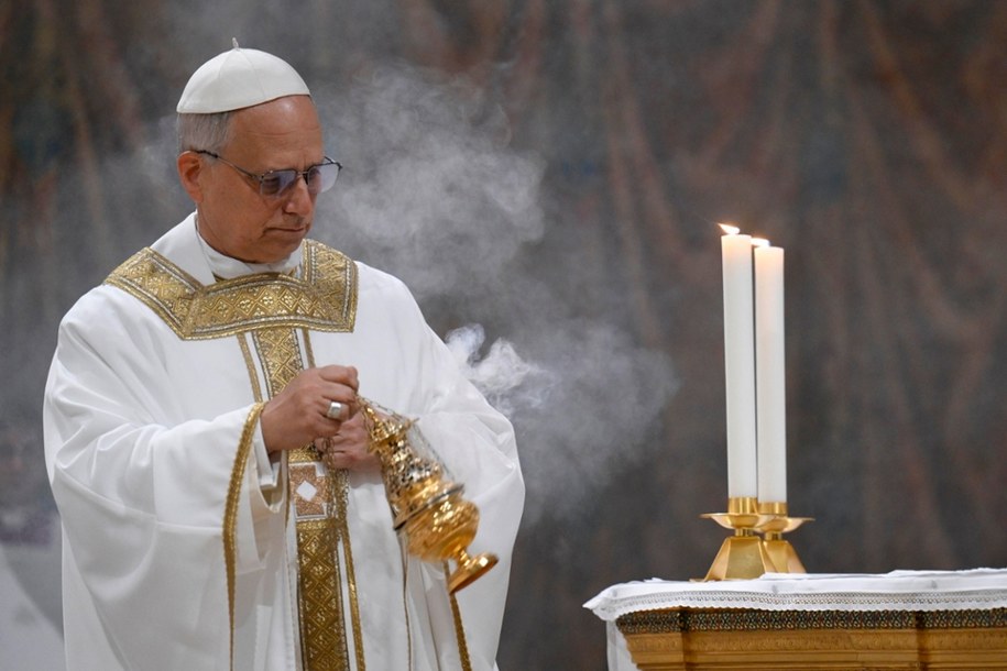 Papież Leon XIV w czasie mszy świętej /VATICAN MEDIA HANDOUT /PAP/EPA