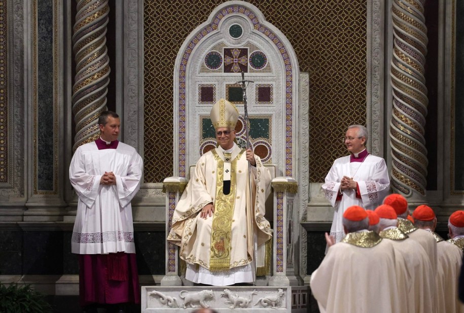 Papież Leon XIV w trakcie uroczystości w Bazylice św. Jana na Lateranie /MASSIMO PERCOSSI /PAP/EPA