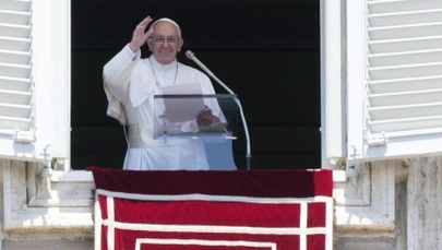 Papież: Ludzkość jest zraniona przez niesprawiedliwość i nienawiść