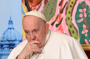 Papież ma gorączkę. Odwołano piątkowe spotkania