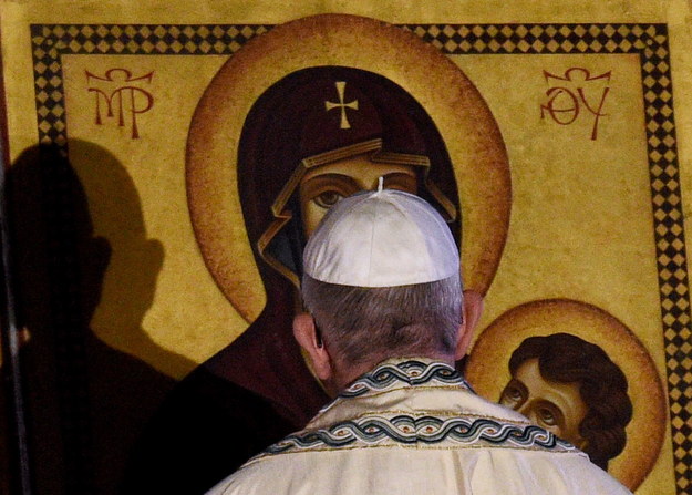 Papież modli się w Brzegach /Jacek Turczyk /PAP