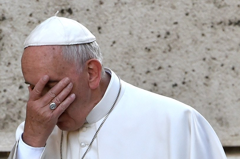Papież na 5. ŚDU powiedział" ubogich sie nie liczy ale przytula" /AFP