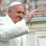 Papież na walentynki: Życie razem to sztuka 