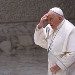 Papież: Nie mylmy święta z konsumpcjonizmem