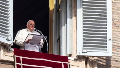 Papież nie myśli o ustąpieniu, chce jechać do Argentyny