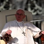 Papież: Noszę w sobie ból mieszkańców nękanych bombardowaniami