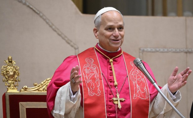 Papież ochrzcił 20 niemowląt w Kaplicy Sykstyńskiej 