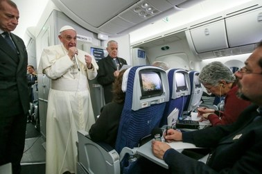 Papież: Pedofilia to potworność, biskup ją tuszujący powinien podać się do dymisji