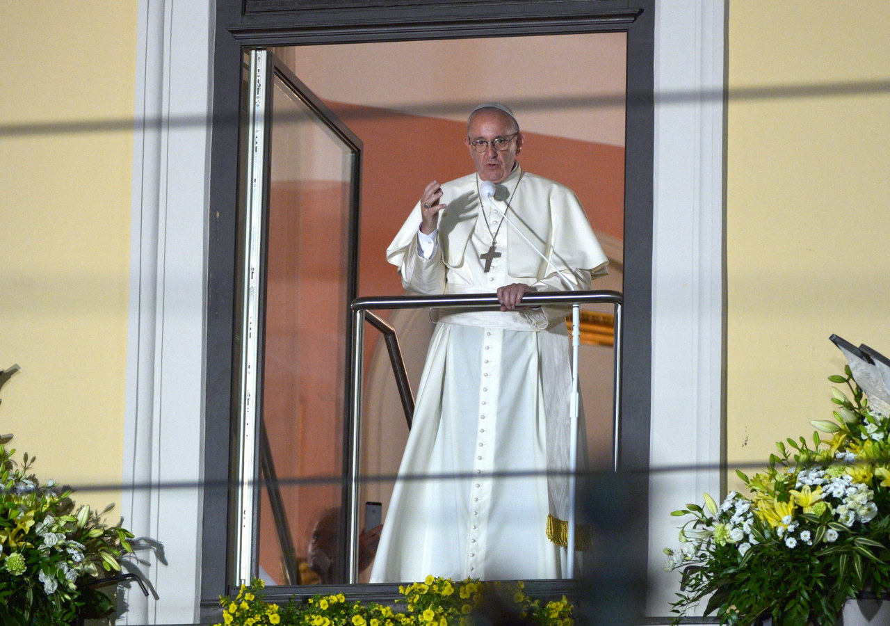 Papież pojawił się w oknie papieskim przy ul. Franciszkańskiej 3