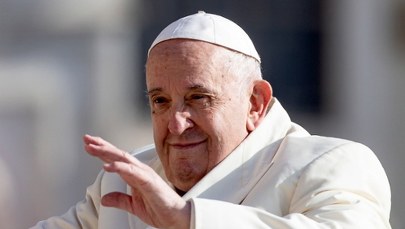 Papież stracił niebieski znaczek weryfikacyjny na Twitterze