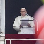 Papież: Trzeba naprawić relacje między ludźmi i państwami
