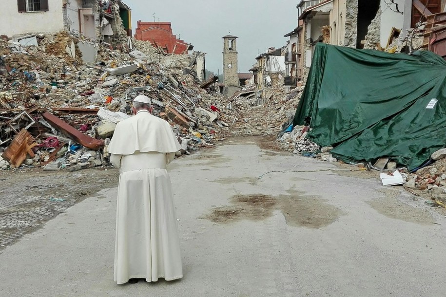 Papież w Amatrice /PAP/EPA/MATTEO GUIDELLI /PAP/EPA