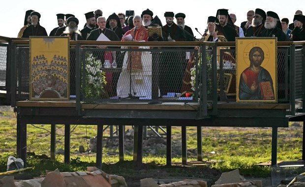 ​Papież w Turcji. Religia nie może usprawiedliwiać wojny i przemocy