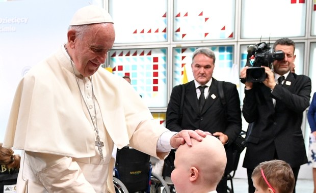 Papież z wizytą w szpitalu w Prokocimiu