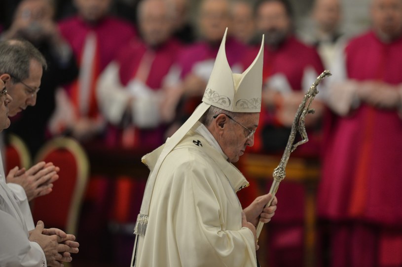 Papież zapowiedział mianowanie 20 kardynałów /AFP