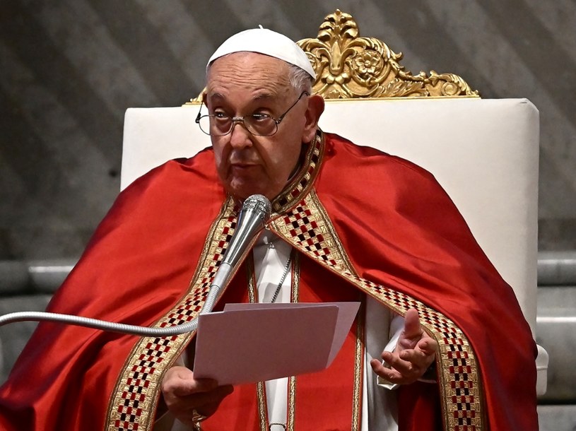 Papież "znika" na cały lipiec. Watykan poinformował o powodzie