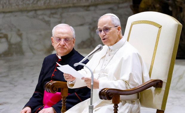 Papież zwołał kardynałów do Watykanu. Pierwszy raz w czasie swojego pontyfikatu