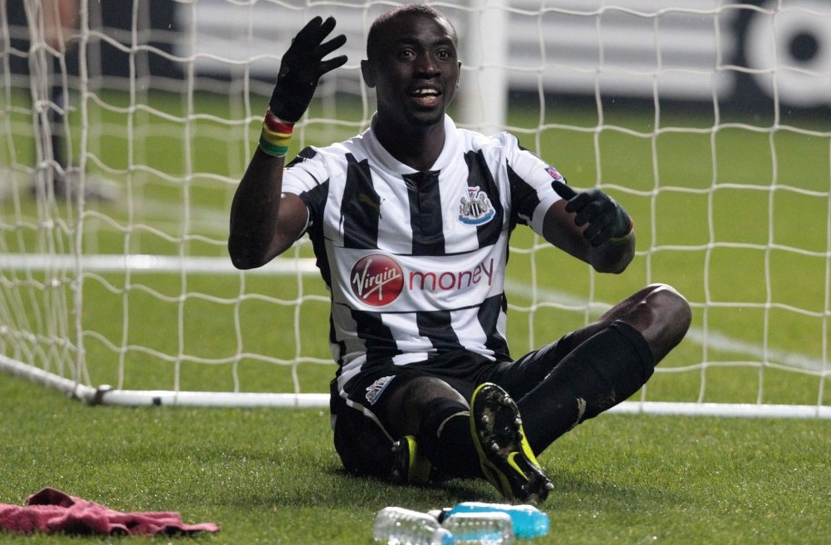 Papiss Cisse /PAP/EPA/LINDSEY PARNABY /PAP/EPA