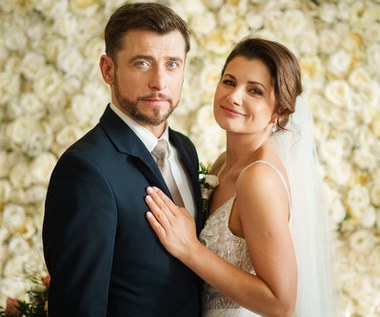 Para po raz pierwszy spotkała się w "Nail Barze" Doroty, gdy Sławek przyszedł naprawić usterkę. 