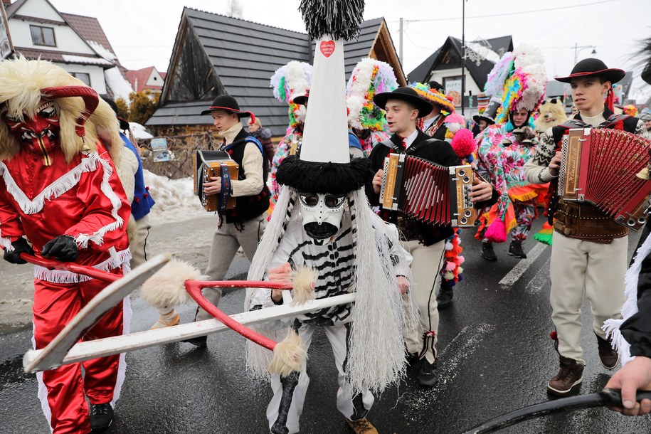 Parada inauguracyjna 50. Góralskiego Karnawału w Bukowinie Tatrzańskiej/ Zdj. archiwalne /Marek Podmokły /PAP