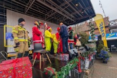 Parada Mikołajów w Mikołajkach