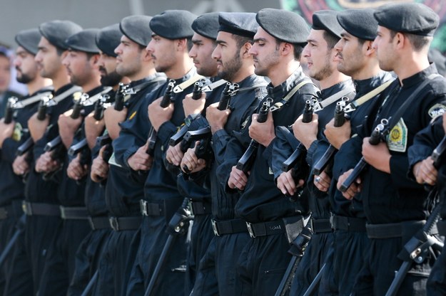 Parada militarna w Teheranie /IRANIAN PRESIDENT OFFICE / HANDOUT /PAP/EPA