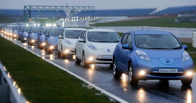 Parada odbyła się 24 listopada br. na brytyjskim torze Silverstone. /Nissan