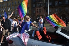 Parada Równości na ulicach Warszawy