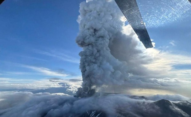 "Parada wulkanów" na Kamczatce. Trzęsienie ziemi zadziałało jak efekt domina
