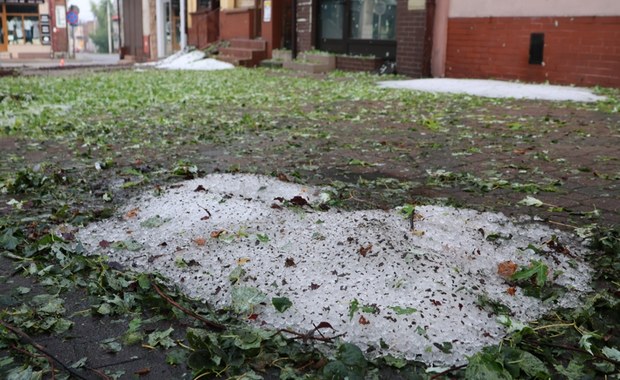 Paraliż drogowy, liczne podtopienia. Skutki nawałnicy w Małopolsce 