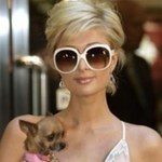 Paris Hilton promuje V3 Hot Pink