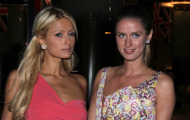 Paris Hilton z siostą Nicky &nbsp; /Splashnews