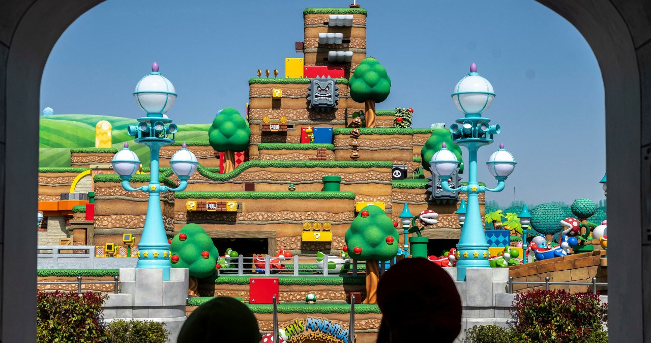 Park rozrywki Universal Studios w Japonii to jeden z pięciu takich obiektów na świecie. Już za kilka lat podobny kompleks zostanie zbudowany w Europie. /PHILIP FONG/AFP/East News /East News