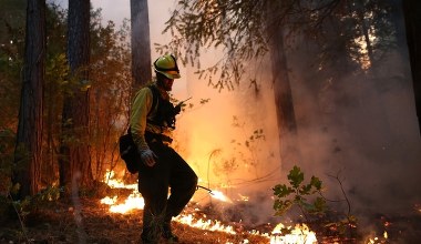 Park Yosemite w płomieniach