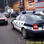 Parkowanie radiowozów - wyjaśnienie policji