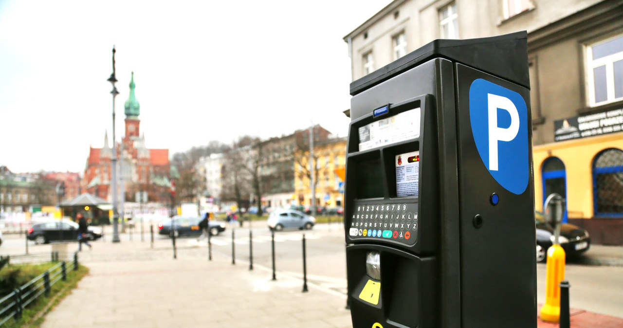 Parkujesz w Krakowie? Uważaj na nowe oszustwo /East News