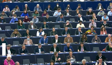 Parlament Europejski wycofał z TSUE skargę na Komisję