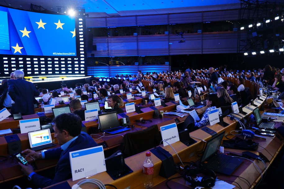 Parlament Europejski /Shutterstock